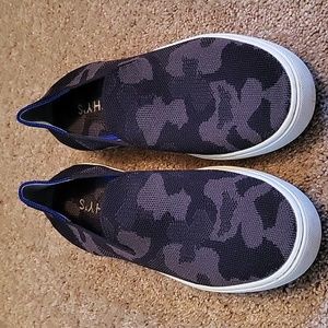 Rothys Camo Slip On Sz 8
